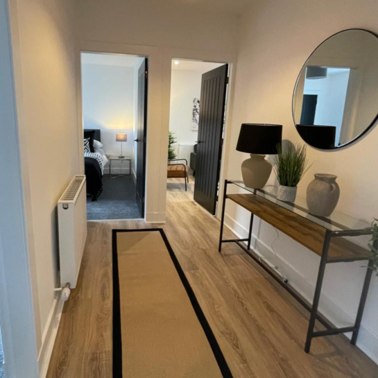 Thumbnail - Staged hallway